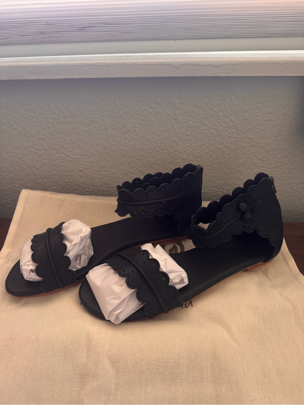 ELF Black Scalloped Ankle-Strap Women's Sandals